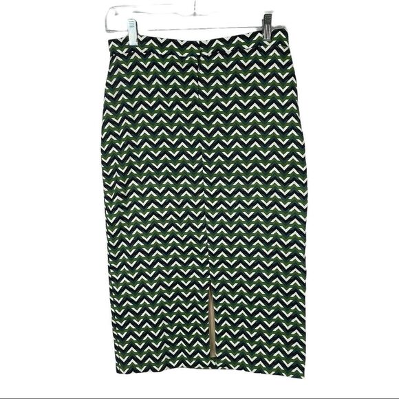 Chloe Dao Chevron Green Blue & White Skirt Size M NWOT - Picture 8 of 9